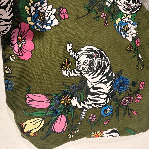 Ripndip Floral Tiger Nerm sweater - Green and neff Lawrence 3 tone Beanie - Picture 2 of 5